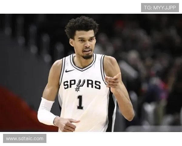 文班亚马护框半径对进攻者威胁